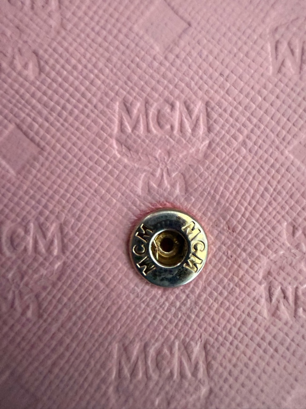 MCM Pink Leather Compact Wallet with Gold Logo Plaque COA - Picture 12 of 15